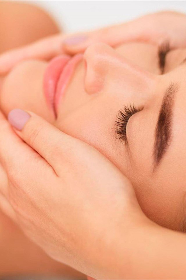 Tratamientos de cuidado facial y corporal en Lugo